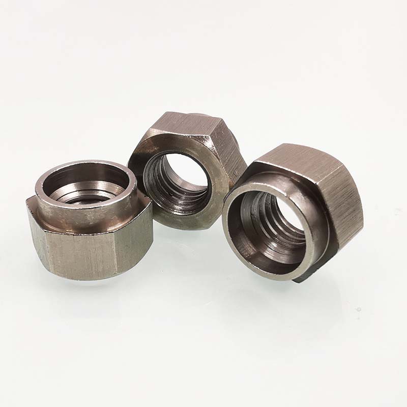 Nakrętka z podwójną tulejką ze stopu aluminium